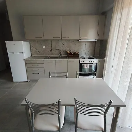 Irina's 5 Apartment *