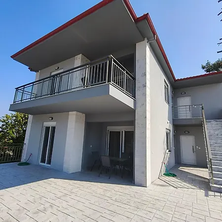 Apartment Irina's 5 *