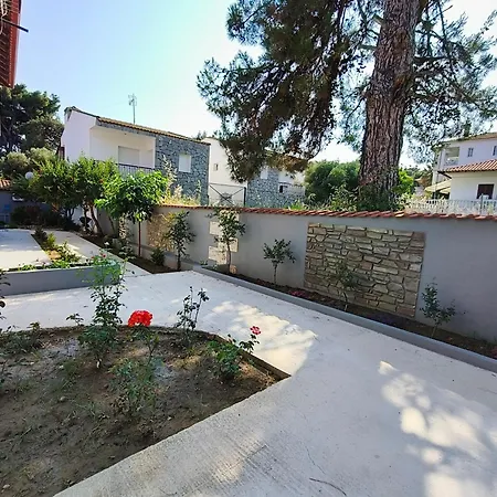 Apartment Irina's 5 *