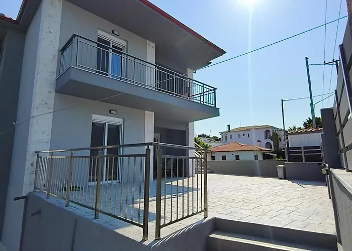 Апартаменты Irina's 5 *